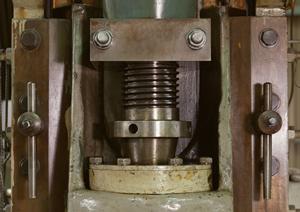 オリジナルの家具の製造のことならば